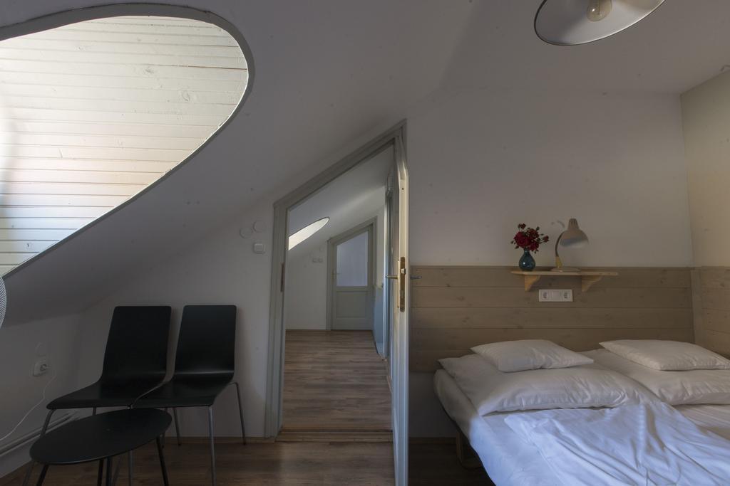 Plitzner Belvarosi Apartmanhaz Eger Bagian luar foto