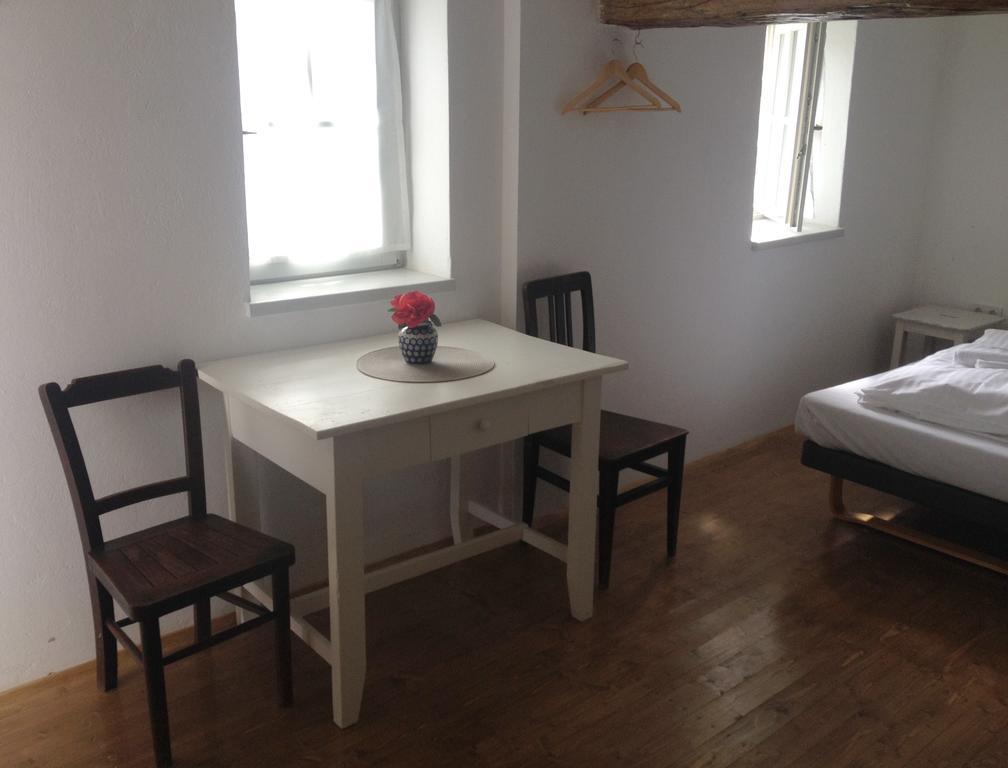 Plitzner Belvarosi Apartmanhaz Eger Bagian luar foto